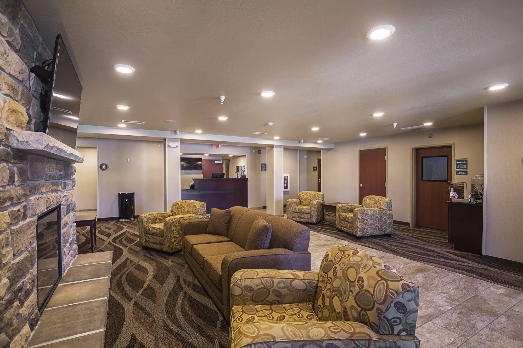 Cobblestone Inn & Suites - Lakin ภายนอก รูปภาพ