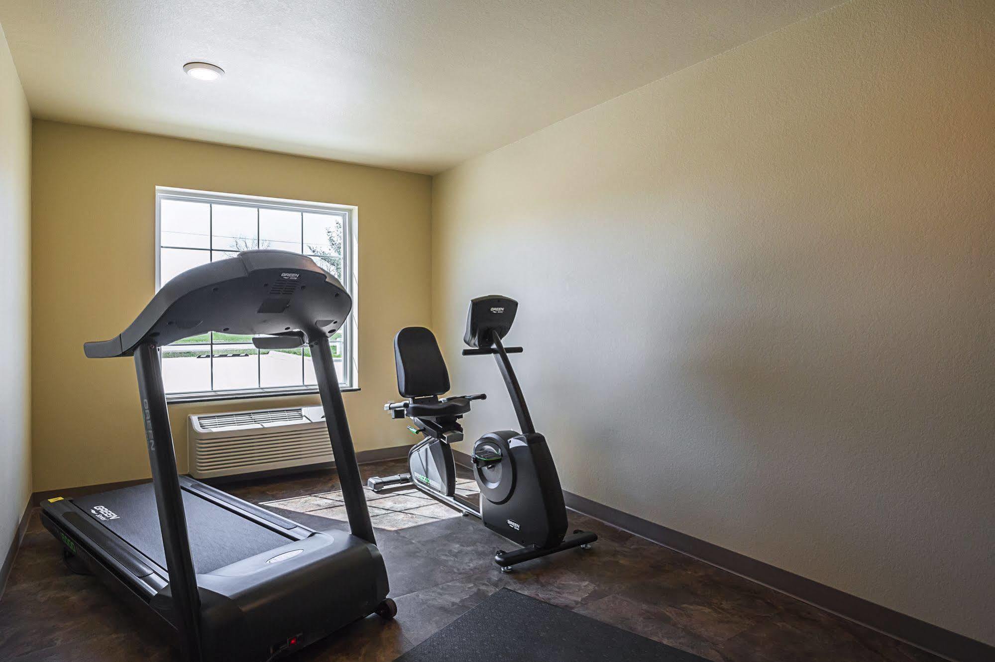 Cobblestone Inn & Suites - Lakin ภายนอก รูปภาพ