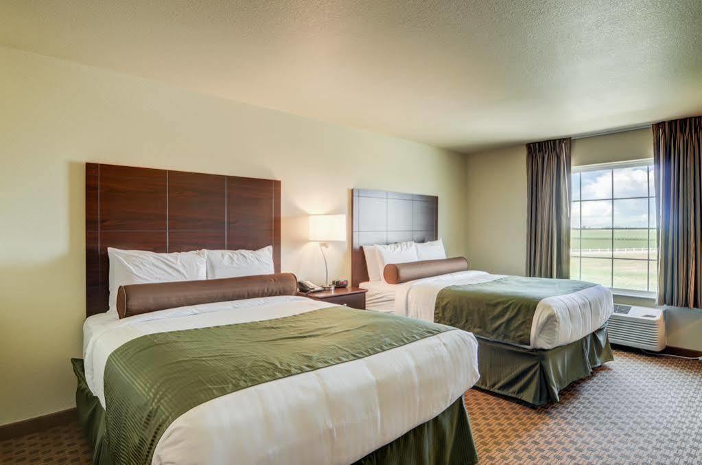 Cobblestone Inn & Suites - Lakin ภายนอก รูปภาพ