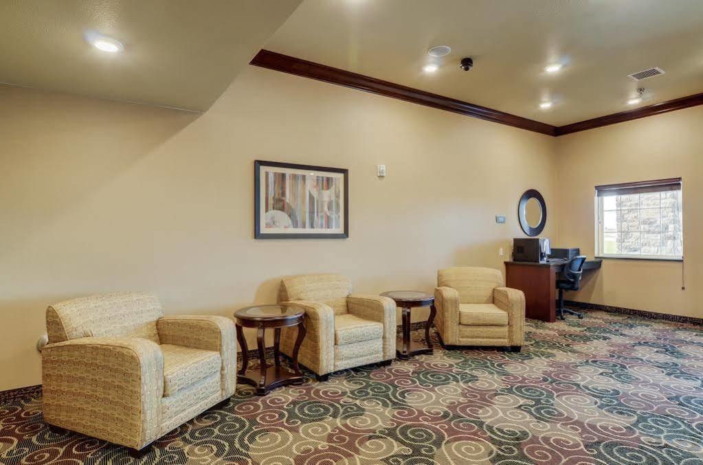 Cobblestone Inn & Suites - Lakin ภายนอก รูปภาพ