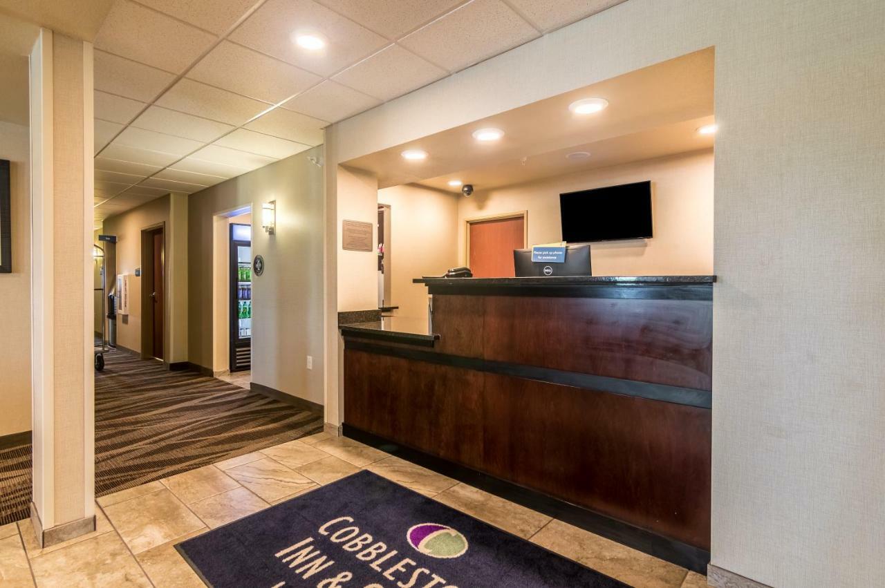 Cobblestone Inn & Suites - Lakin ภายนอก รูปภาพ