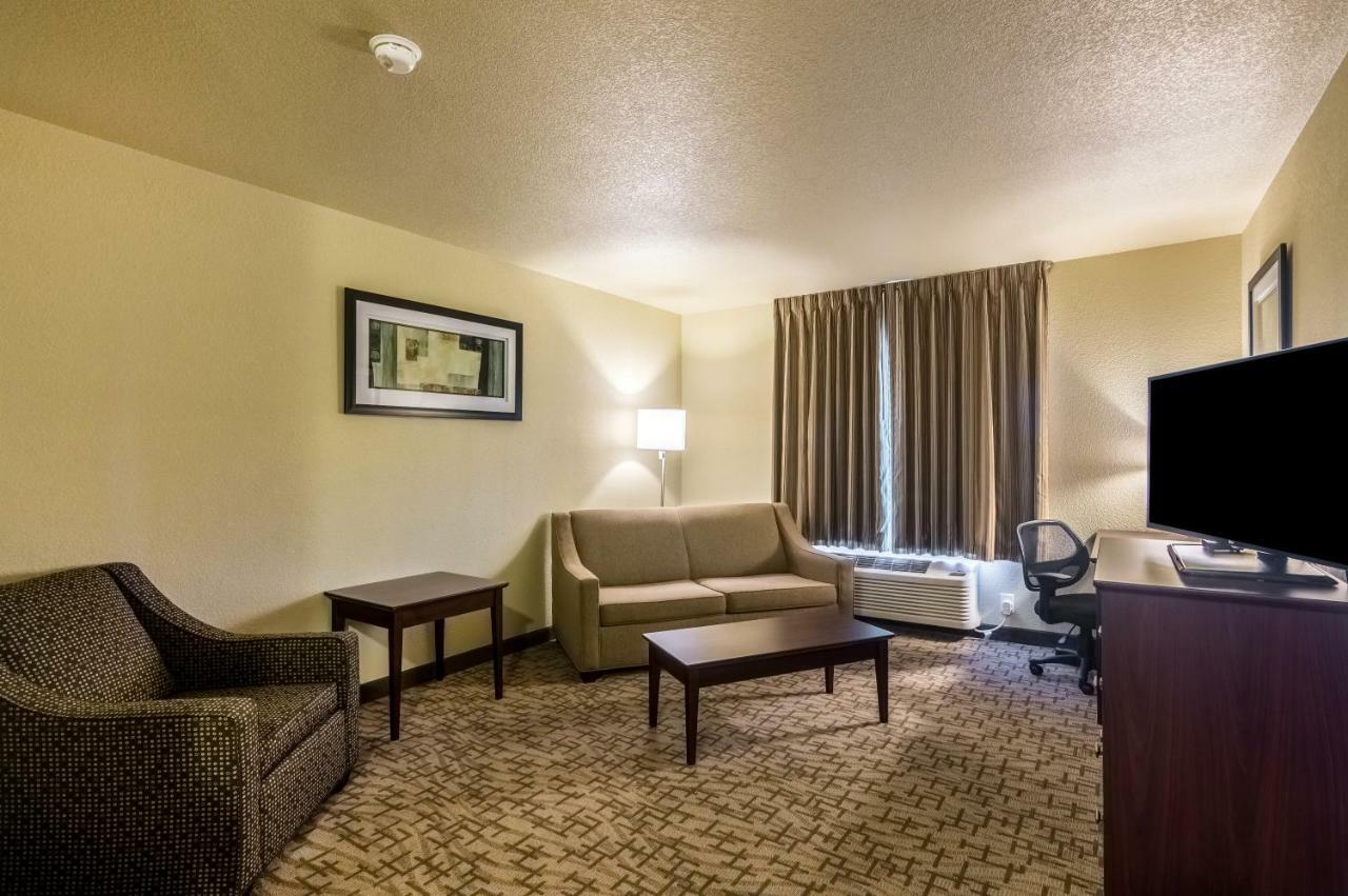Cobblestone Inn & Suites - Lakin ภายนอก รูปภาพ