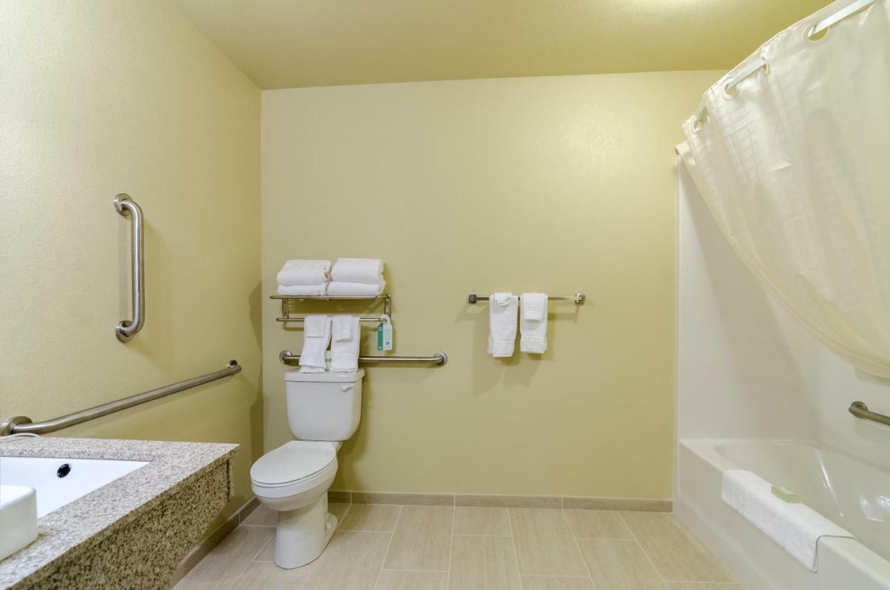 Cobblestone Inn & Suites - Lakin ภายนอก รูปภาพ
